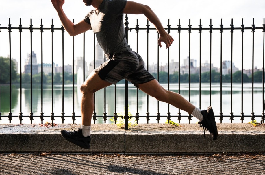 Plan de entrenamiento media maratón para corredores intermedios